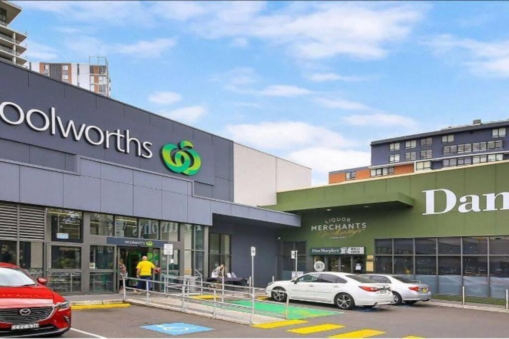 Water View 5 Min Walk Station Shopping Close Sydney